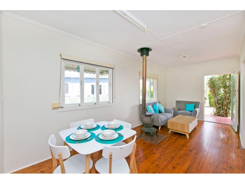 30 Bellevue Parade, Lota QLD 4179