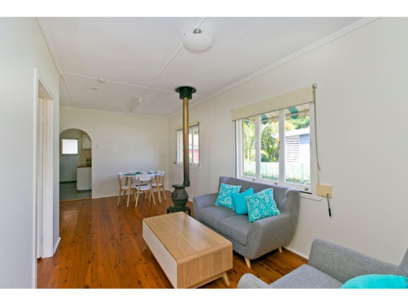 30 Bellevue Parade, Lota QLD 4179
