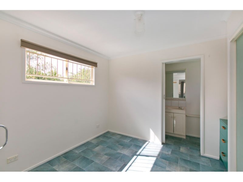 30 Bellevue Parade, Lota QLD 4179