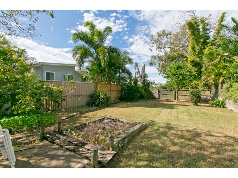 30 Bellevue Parade, Lota QLD 4179