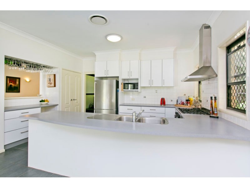 2837 Old Cleveland Road, Chandler QLD 4155