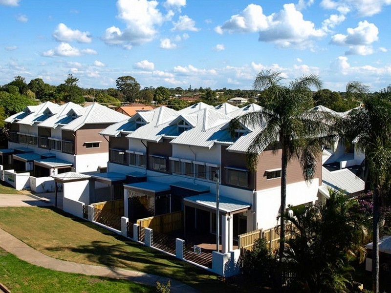 62-64 Island Street, Cleveland QLD 4163