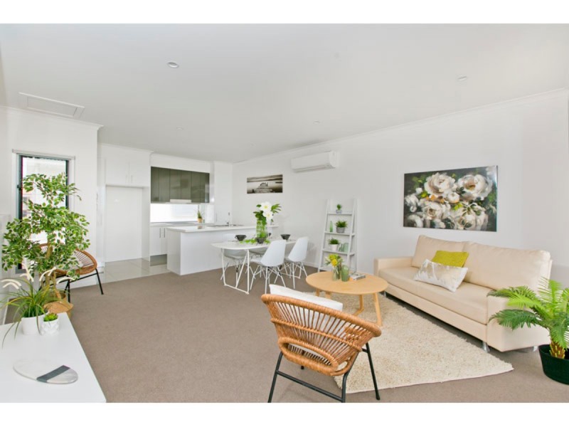 2/25-27 Passage Street, Cleveland QLD 4163