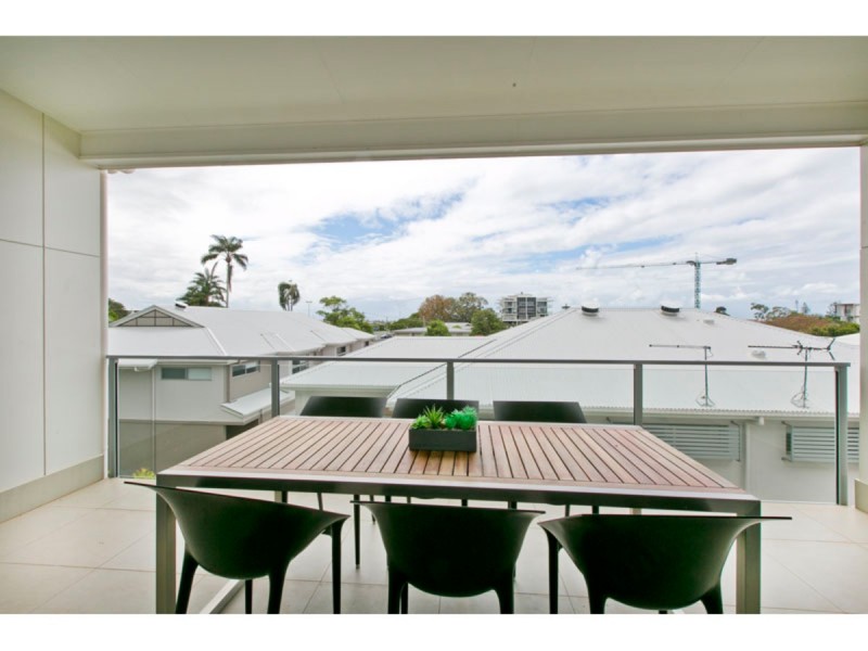2/25-27 Passage Street, Cleveland QLD 4163