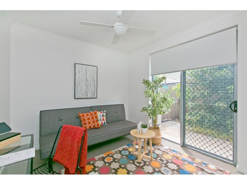 2/25-27 Passage Street, Cleveland QLD 4163