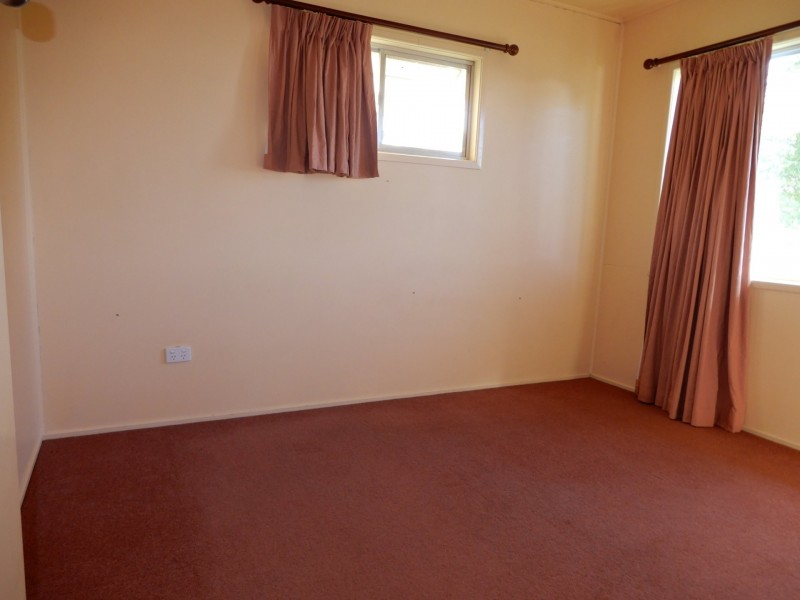 7 Taylor Crescent, Cleveland QLD 4163