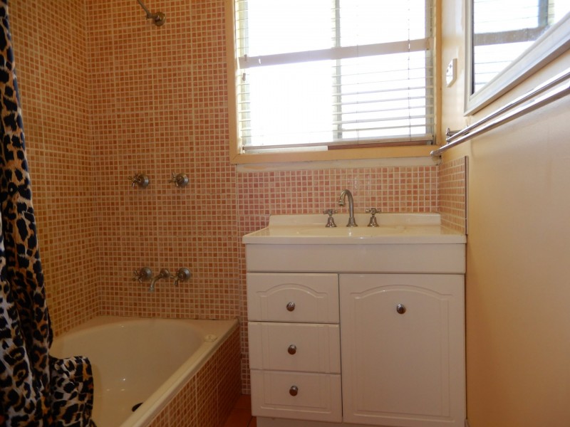 7 Taylor Crescent, Cleveland QLD 4163