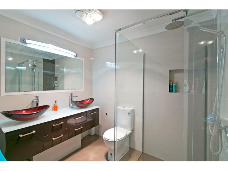 12 Pennant Court, Birkdale QLD 4159