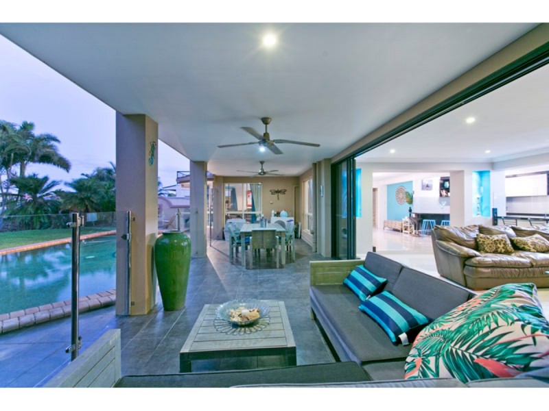 12 Pennant Court, Birkdale QLD 4159