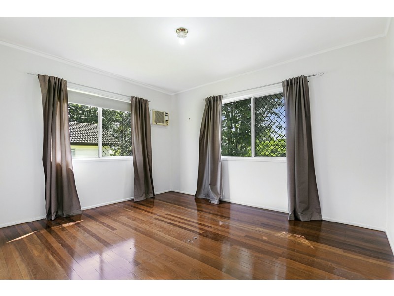 8 Dean Road, Alexandra Hills QLD 4161