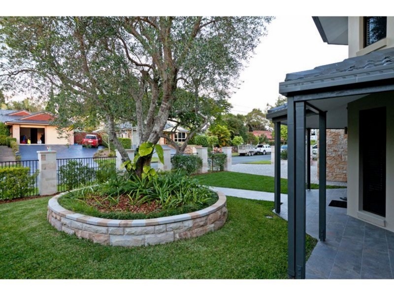 4 Joseph Place, Ormiston QLD 4160