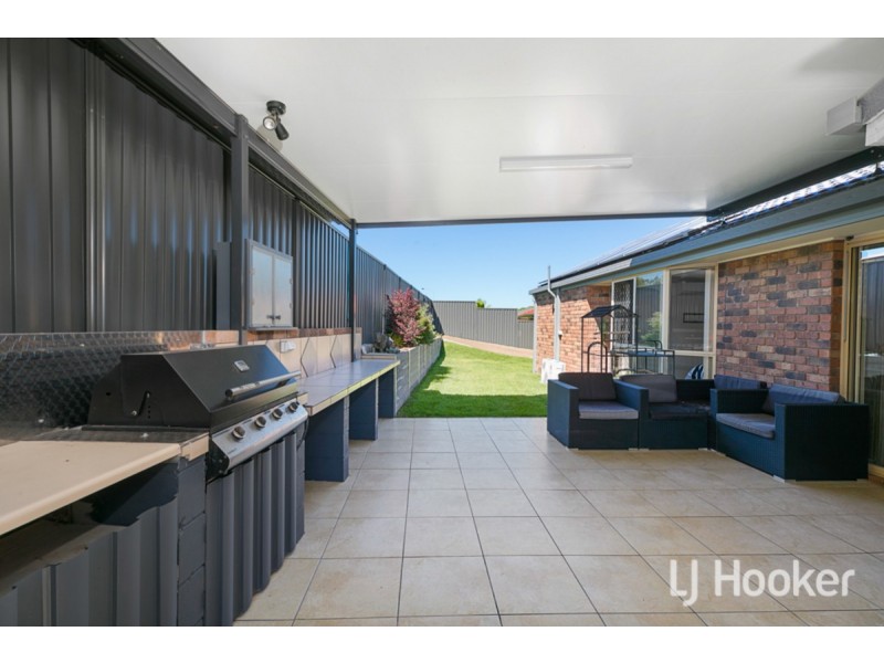 33 Jasper Street, Wellington Point QLD 4160