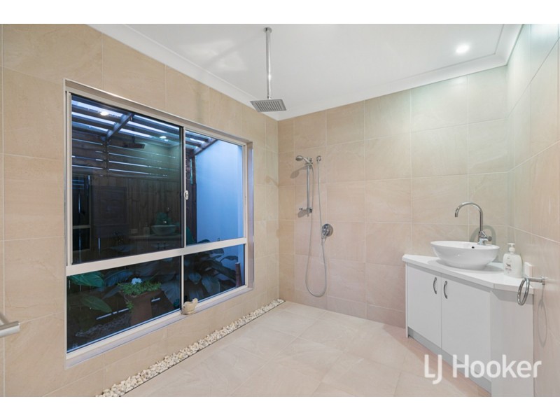 83 Bainbridge Street, Ormiston QLD 4160