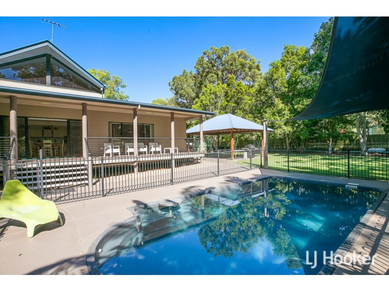 24-26 Capembah Street, Coochiemudlo Island QLD 4184