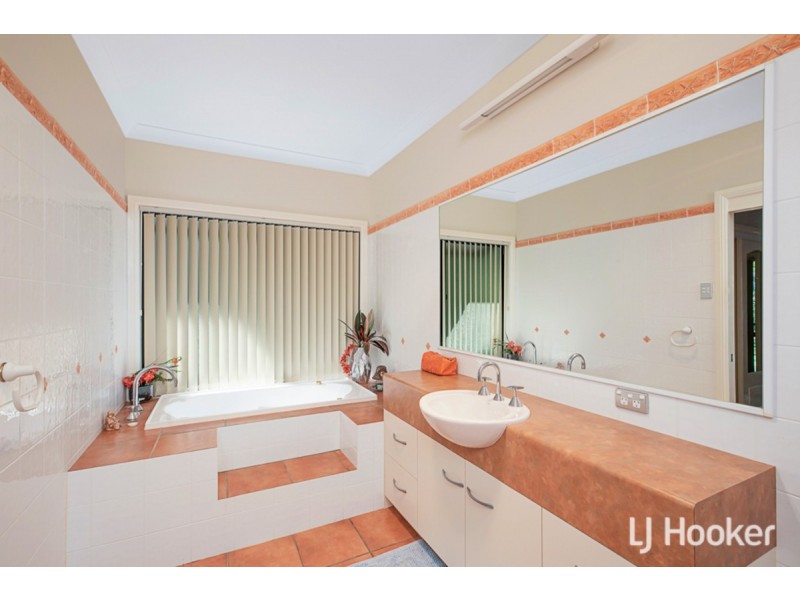24-26 Capembah Street, Coochiemudlo Island QLD 4184