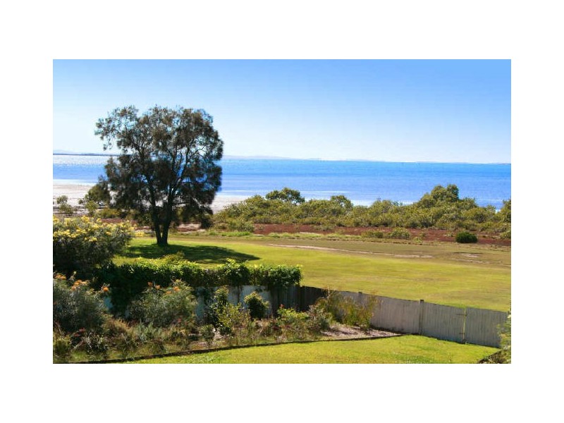 85 Mooroondu Road, Thorneside QLD 4158