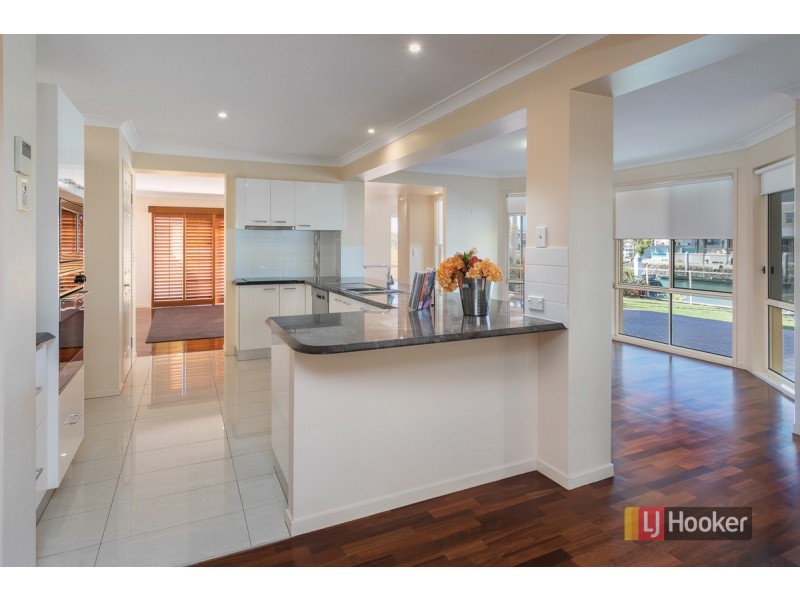 17 Sentinel Court, Raby Bay QLD 4163