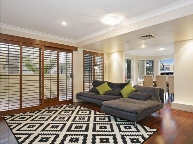 17 Sentinel Court, Raby Bay QLD 4163