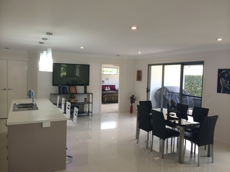 44 Ronnie Street, Cleveland QLD 4163