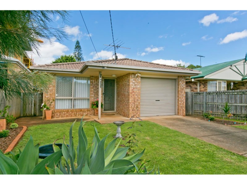 36 Station Street, Wellington Point QLD 4160
