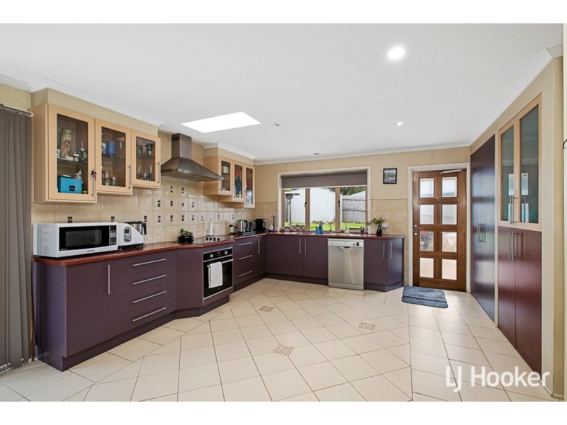 28 Rosella Street, Wellington Point QLD 4160
