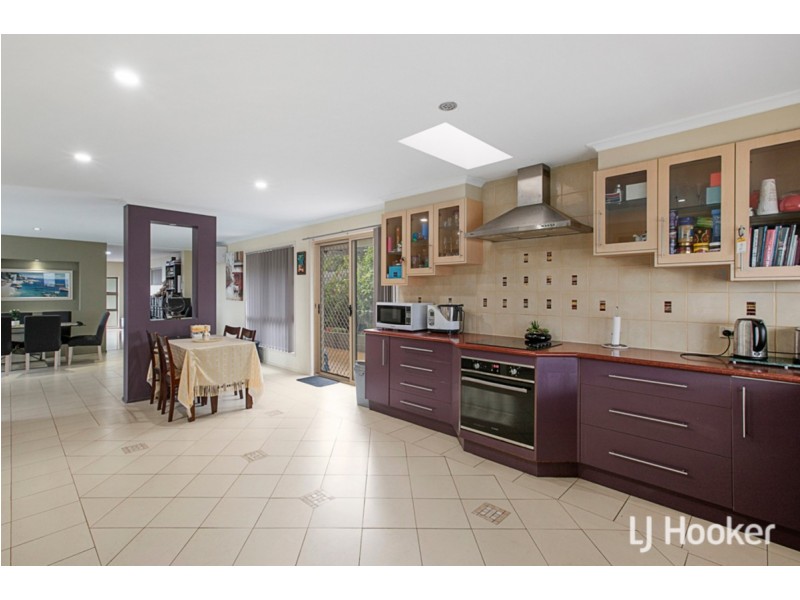 28 Rosella Street, Wellington Point QLD 4160