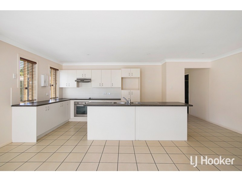 24 Adam Street, Cleveland QLD 4163