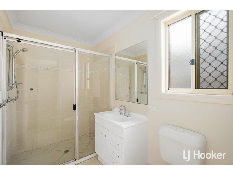 24 Adam Street, Cleveland QLD 4163