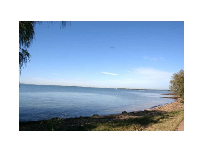 224 Shore Street North, Cleveland QLD 4163