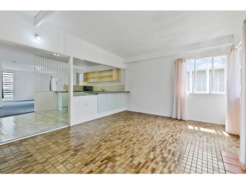5 Allen Street, Victoria Point QLD 4165