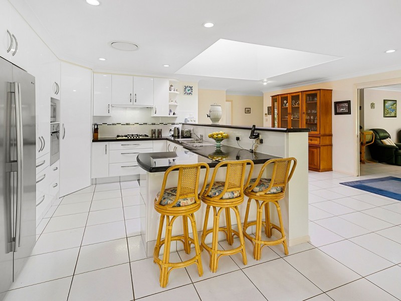 11 Honeyeater Court, Thornlands QLD 4164