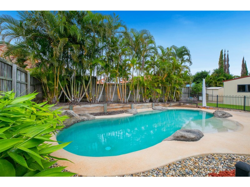 2 Twinspur Court, Victoria Point QLD 4165