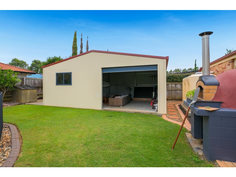 2 Twinspur Court, Victoria Point QLD 4165