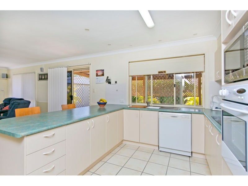 3 Allamanda Place, Ormiston QLD 4160