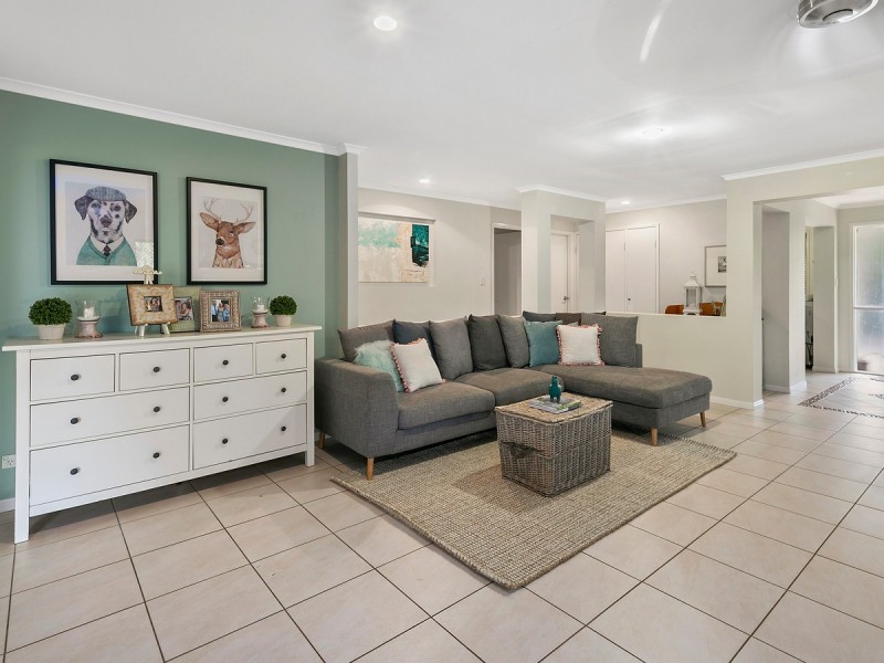 20 Gladebourne Crescent, Victoria Point QLD 4165