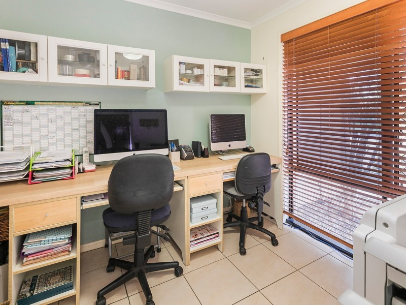 20 Gladebourne Crescent, Victoria Point QLD 4165