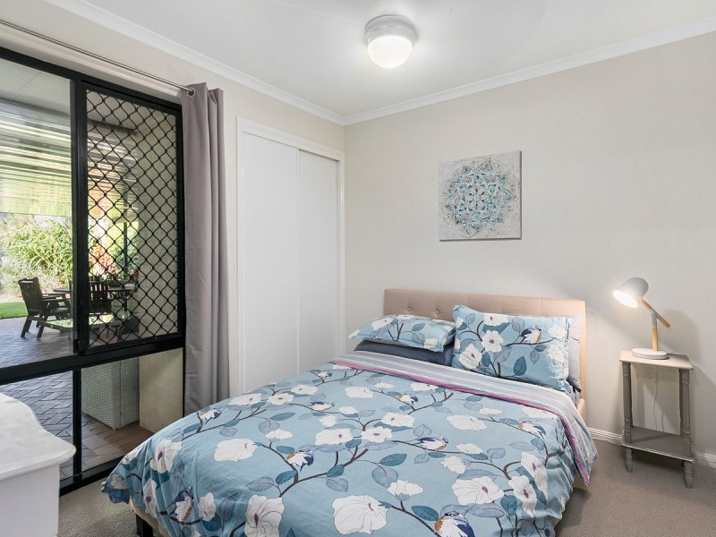 20 Gladebourne Crescent, Victoria Point QLD 4165