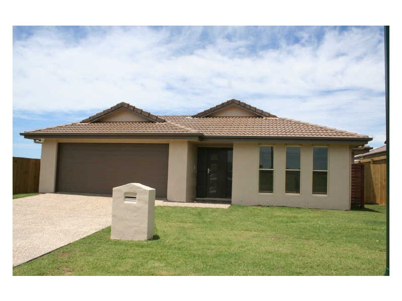 8 Pentecost Place, Redland Bay QLD 4165