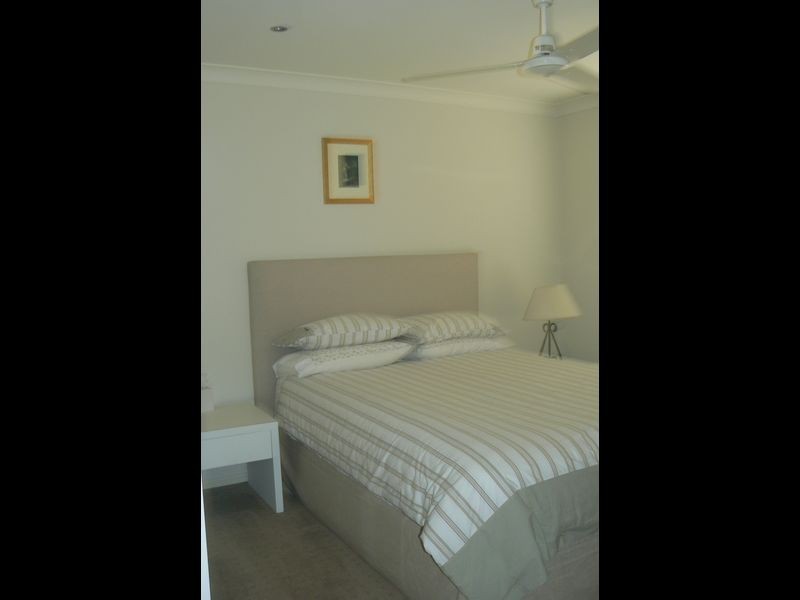 8 Pentecost Place, Redland Bay QLD 4165