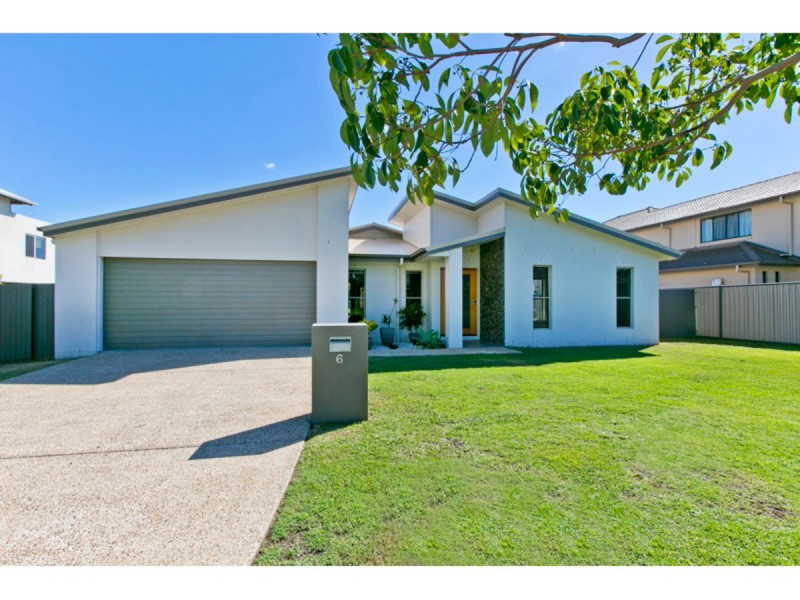 6 Lois Place, Redland Bay QLD 4165