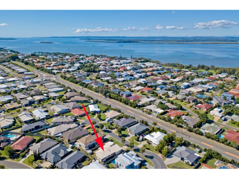 6 Lois Place, Redland Bay QLD 4165