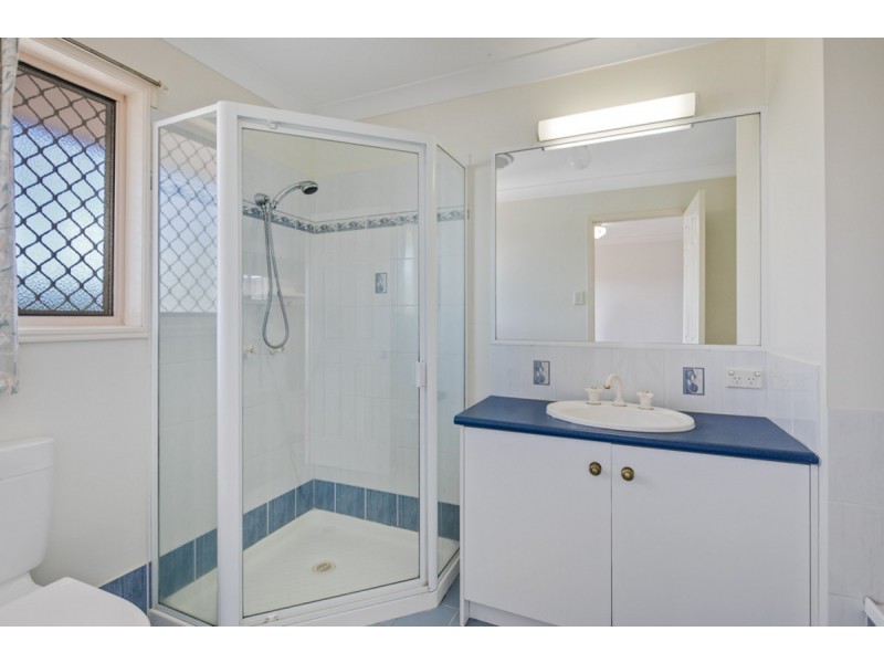 3 Palmerston Place, Victoria Point QLD 4165