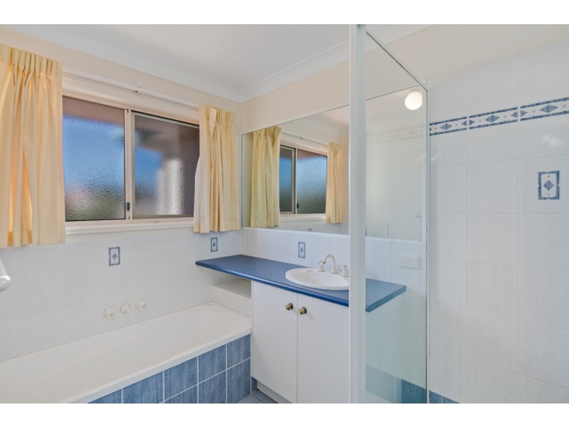 3 Palmerston Place, Victoria Point QLD 4165