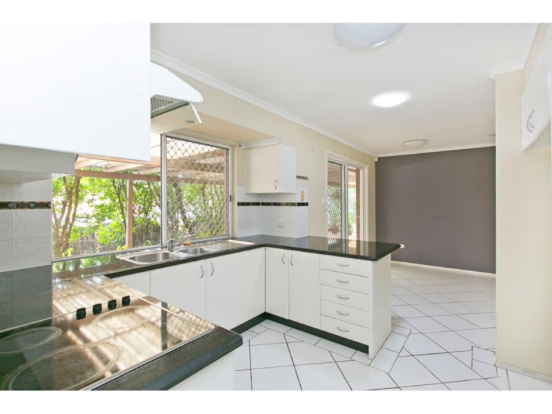 9 Ashbury Court, Alexandra Hills QLD 4161