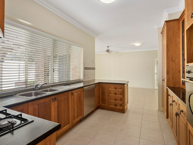 8 Bona Vista Court, Cleveland QLD 4163