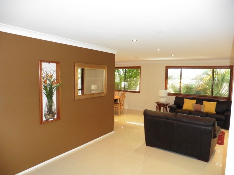 60 Starkey Street, Wellington Point QLD 4160