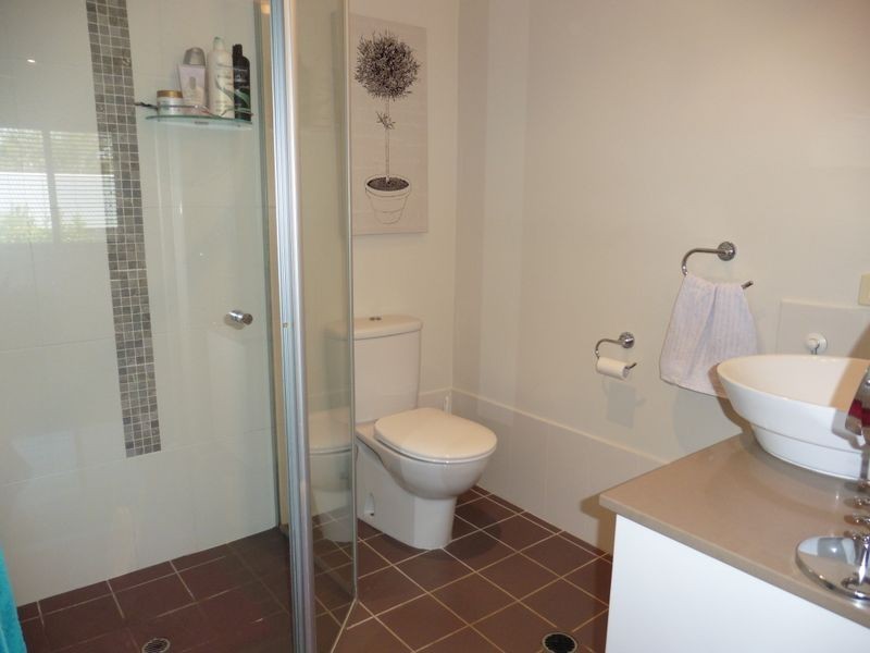 60 Starkey Street, Wellington Point QLD 4160