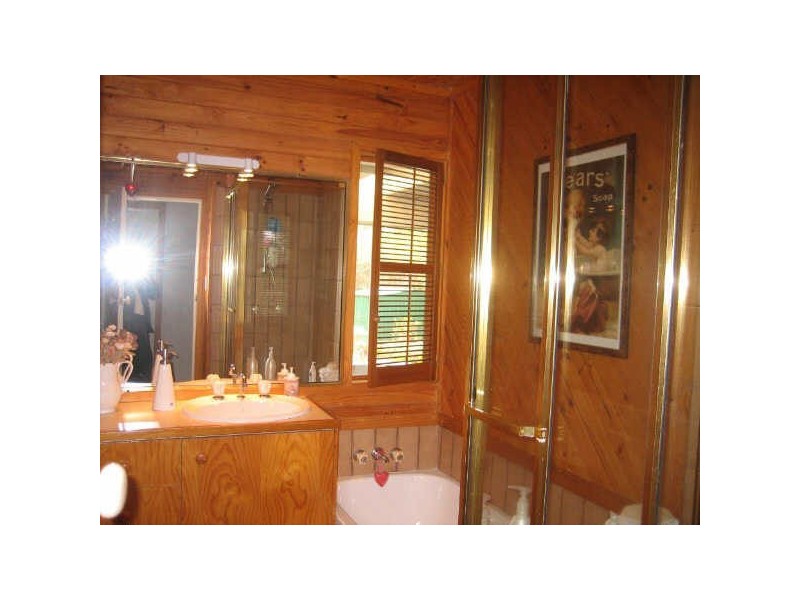 10 Carinya Street, Cleveland QLD 4163