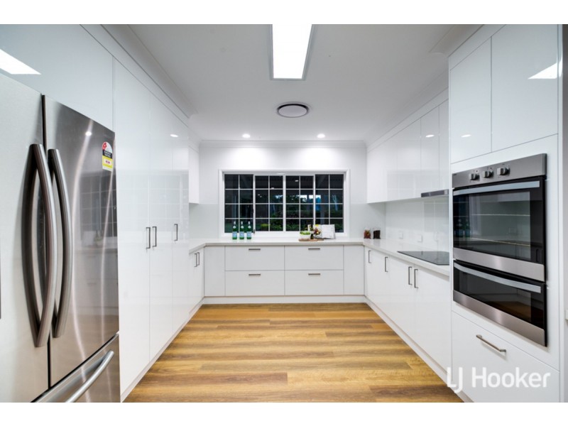 74 Solway Crescent, Carbrook QLD 4130