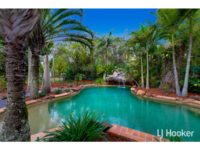 74 Solway Crescent, Carbrook QLD 4130